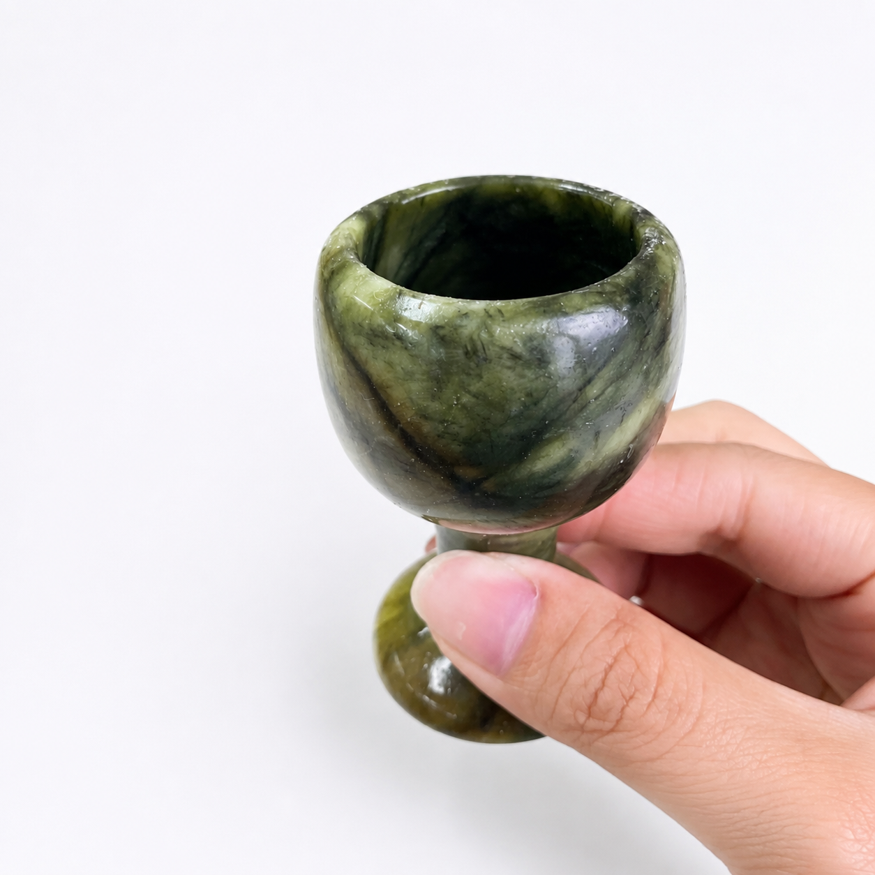 Multi-material handmade goblet crystal carving-C053