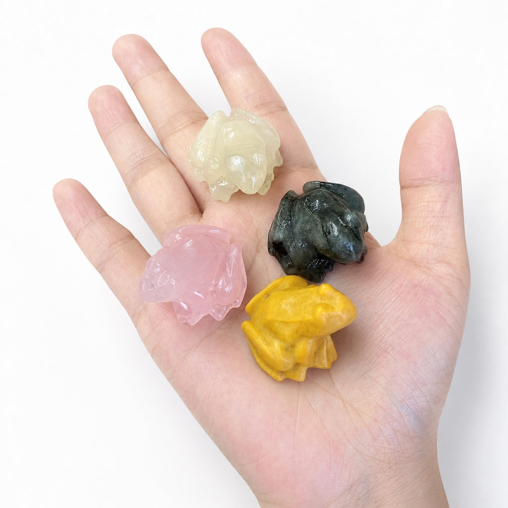 Multi-material handmade frog crystal carving-C044