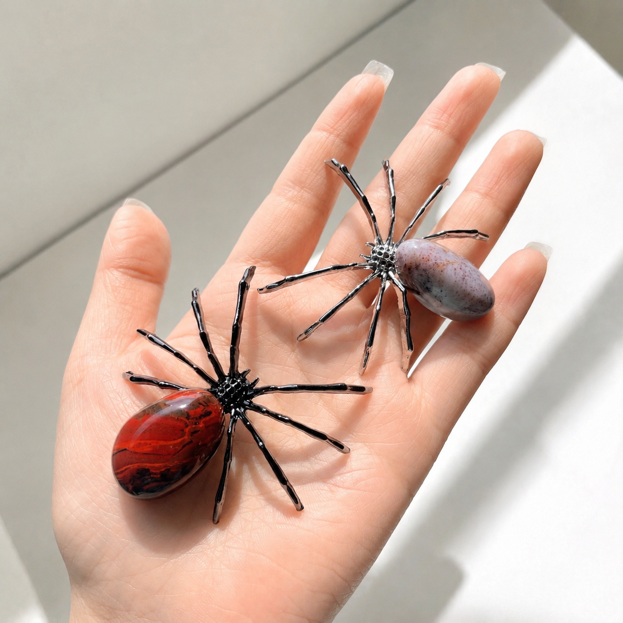 Tumbled Crystals Spider Ornament Handmade Alloy Spider C003