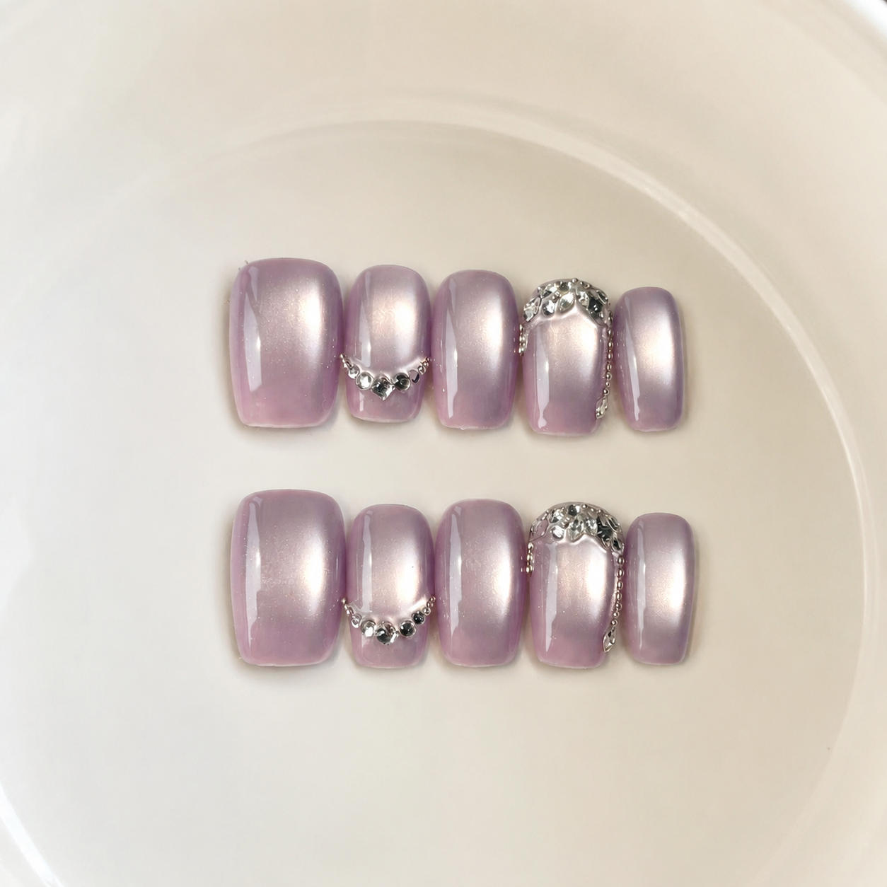 Handmade short coffin lavender pearl chrome press on nails glossy fake nails with rhinestone chain accent soft glam-Lavender A037