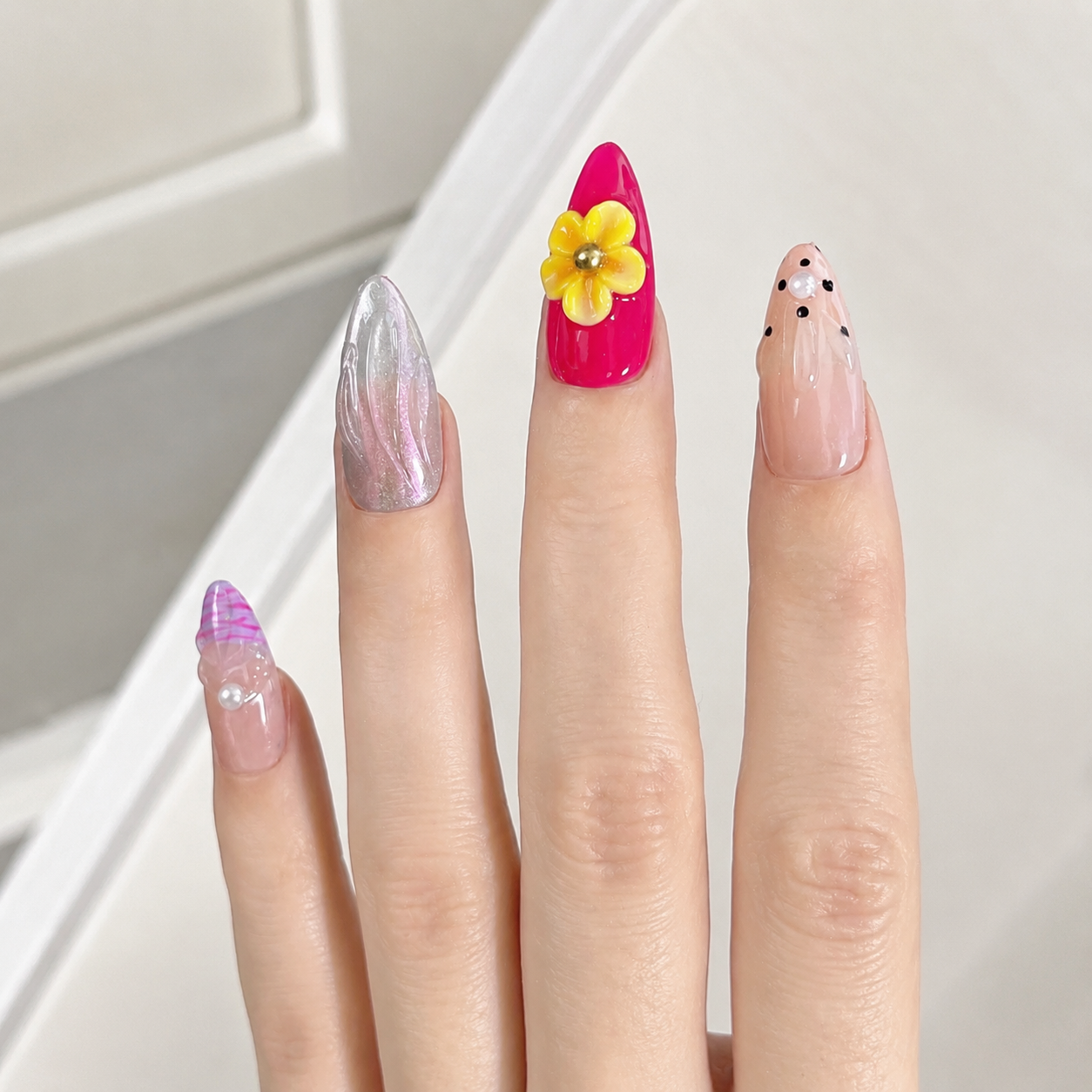 Handmade medium almond pastel candy blue pink cat eye glitter ombre false nails-Candy Garden A043