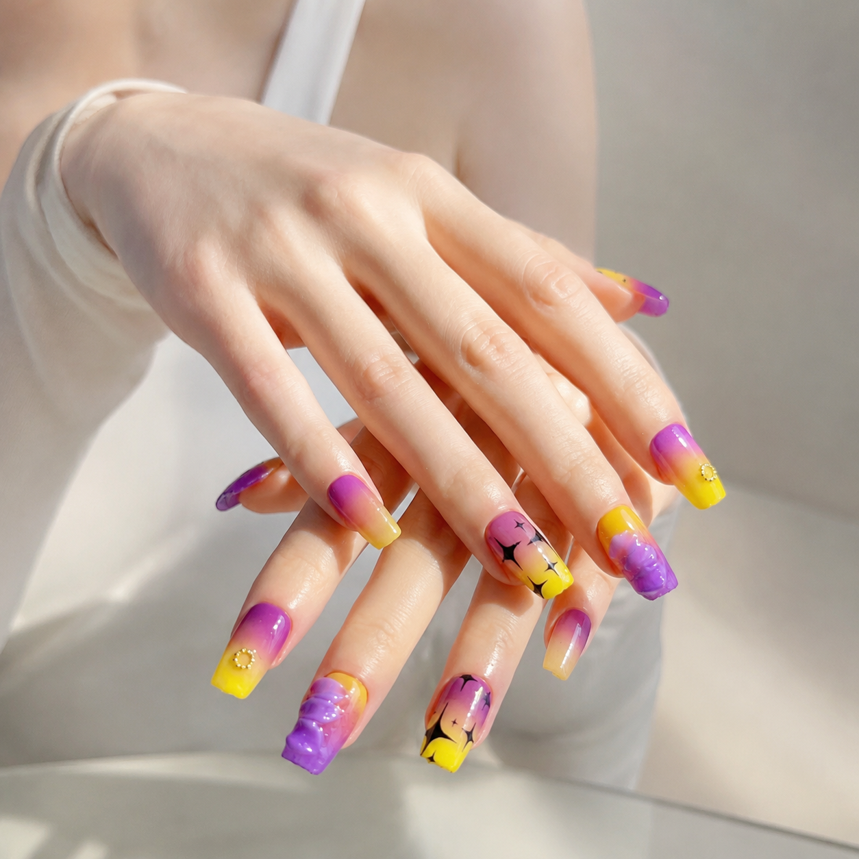 Handmade short coffin celestial starburst press on nails yellow purple ombre short coffin nails 3D floral accent handmade fake nails-Neon Star A049