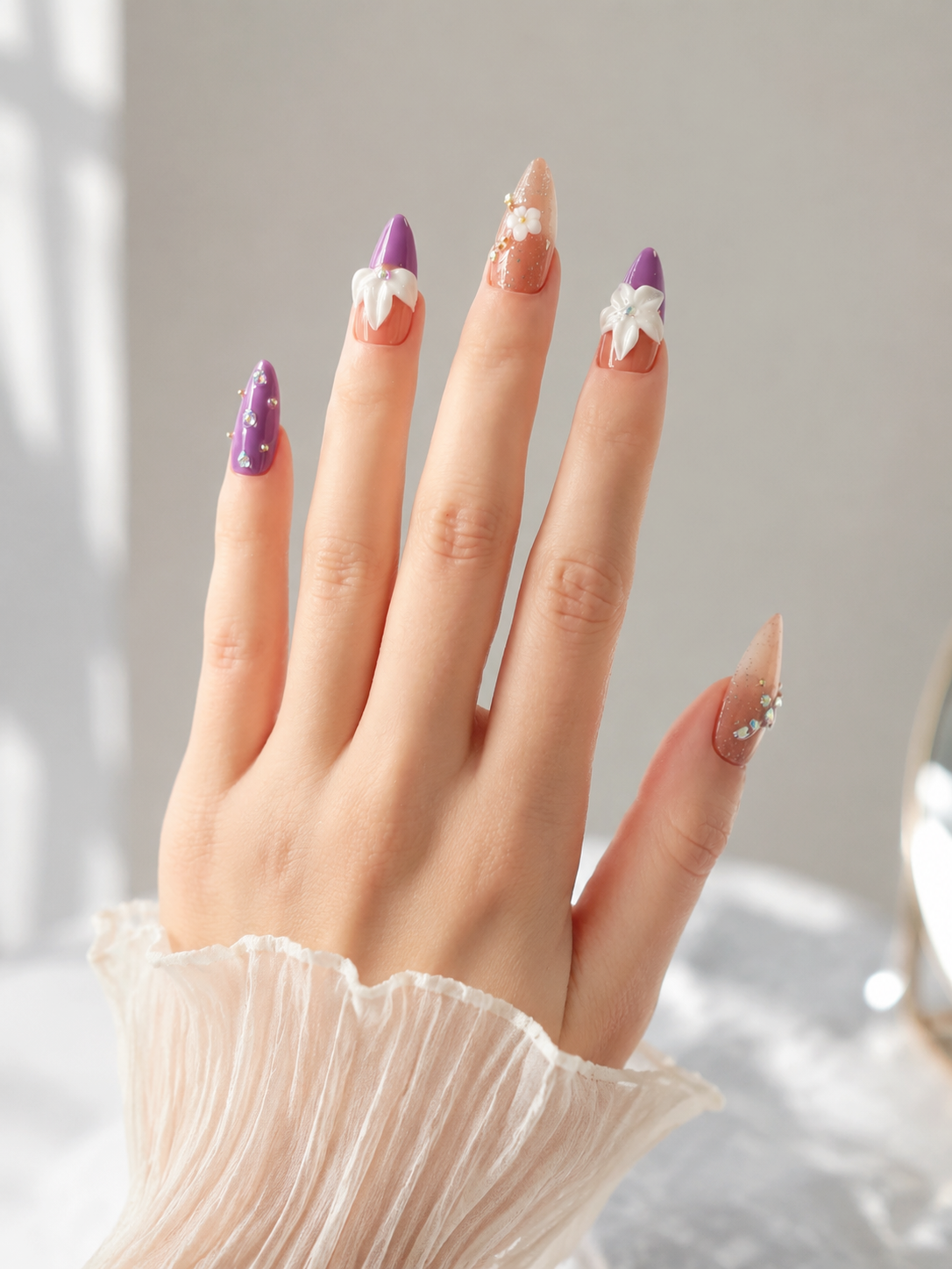 Handmade purple french tip 3D flower press on nails almond medium almond rhinestone nude set set-Soft Violet A066