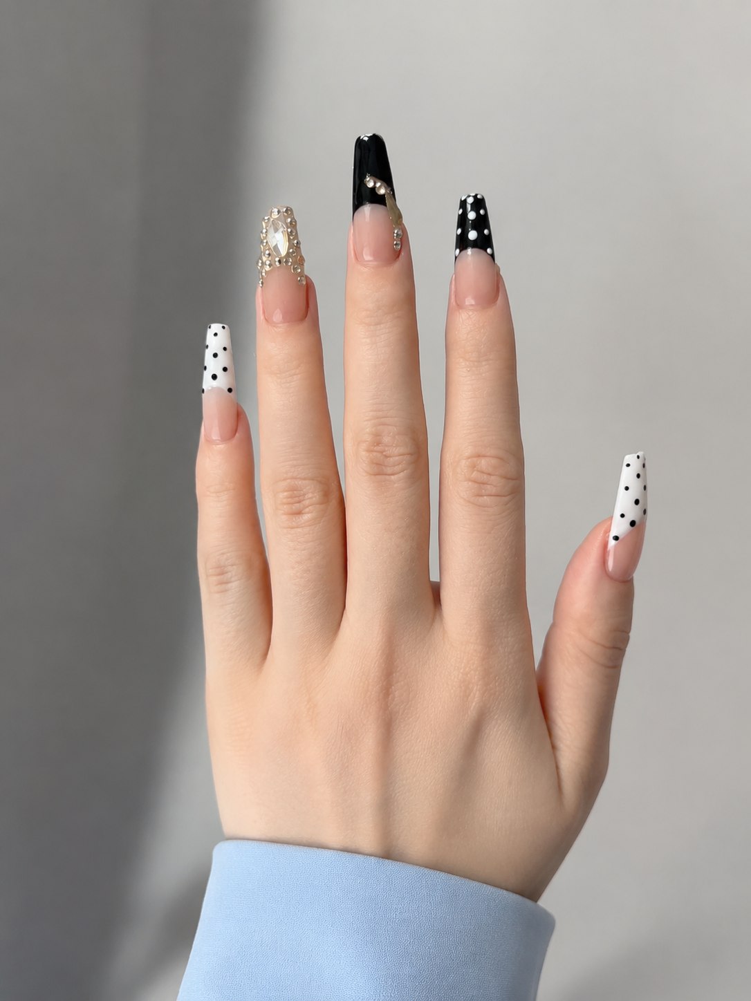 Handmade press on nails medium coffin nude base with black & white polka dot french tip gold rhinestone accent-Black and White Ball A077