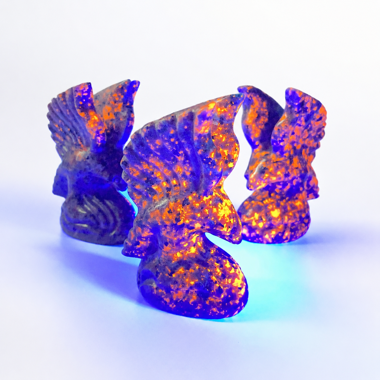 3.8inch hand carved UV-reactive yooperlite bird crystal carving-C021