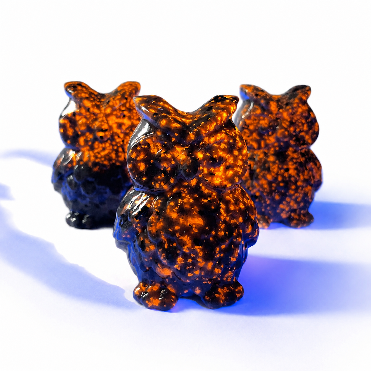 3inch hand carved UV-reactive yooperlite owl crystal carving-C020