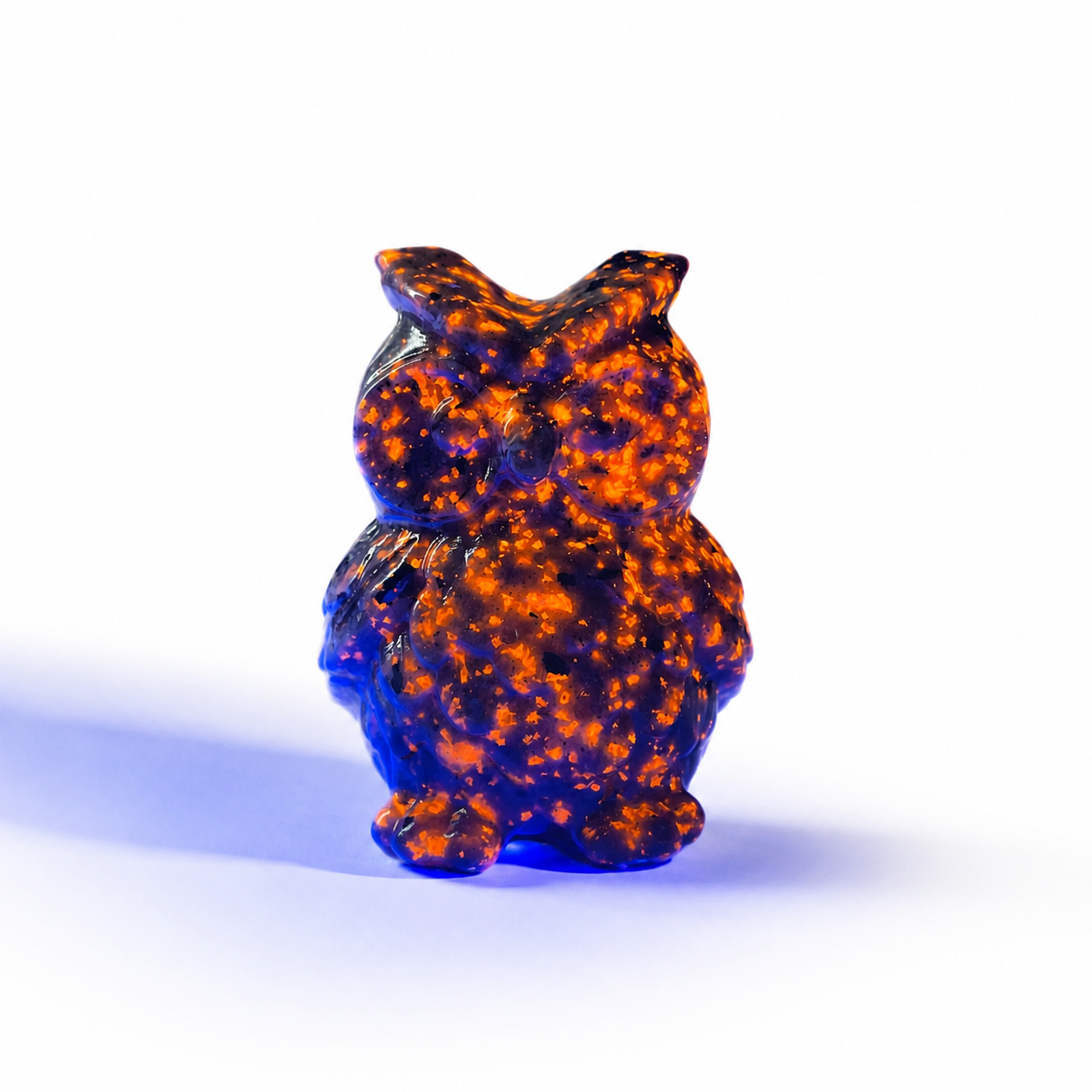 3inch hand carved UV-reactive yooperlite owl crystal carving-C020