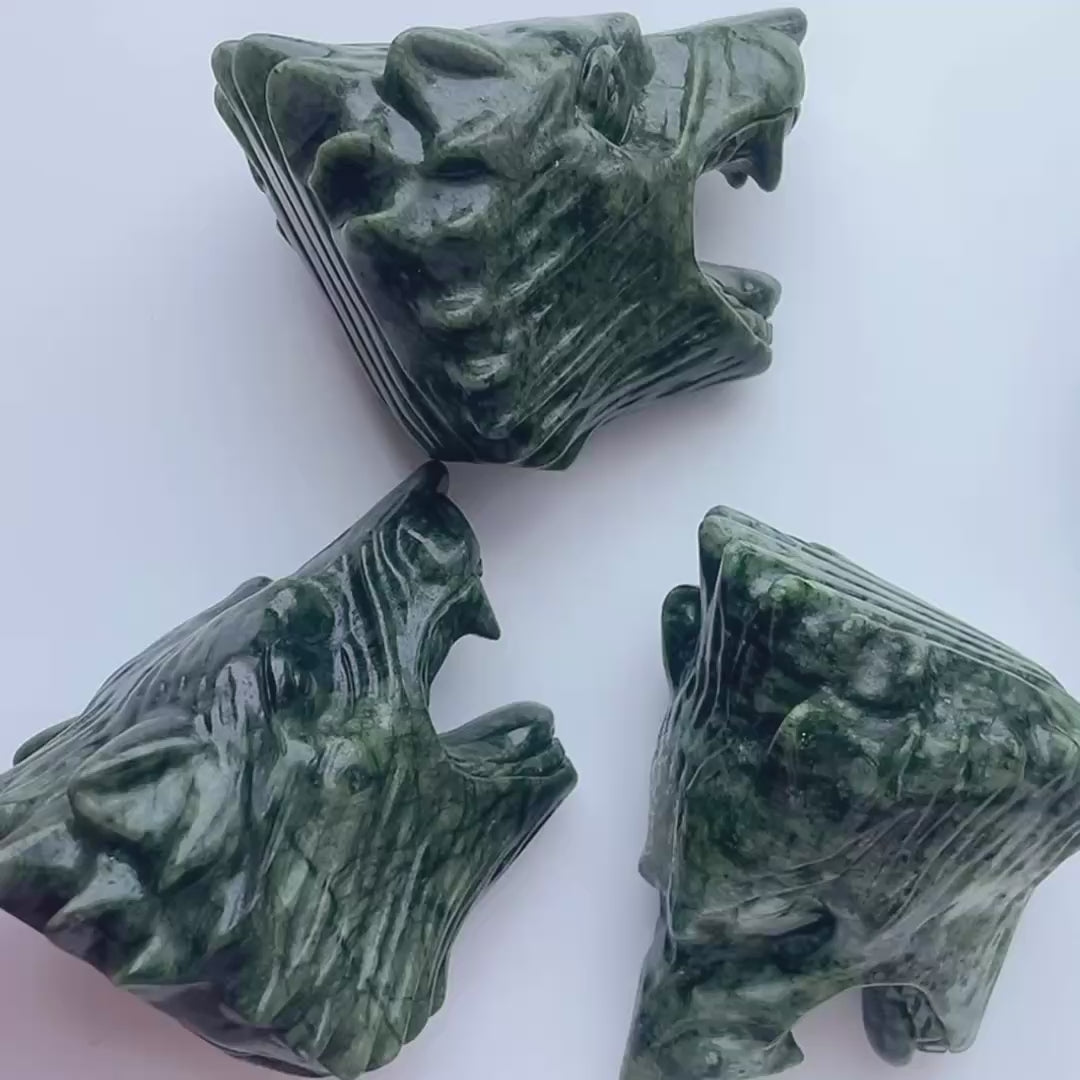 1PC natural green jade wolf head crystal carving-C024