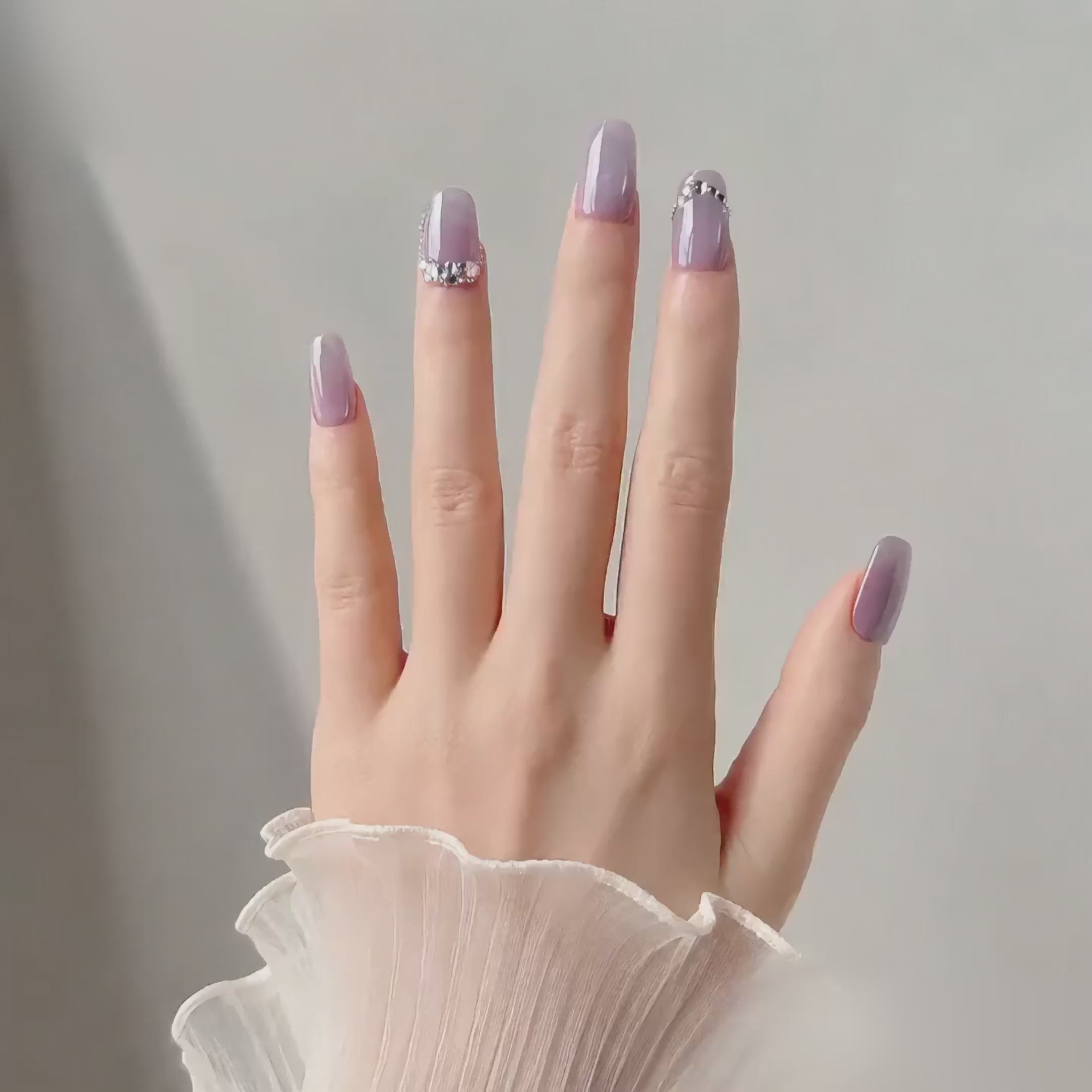 Handmade short coffin lavender pearl chrome press on nails glossy fake nails with rhinestone chain accent soft glam-Lavender A037