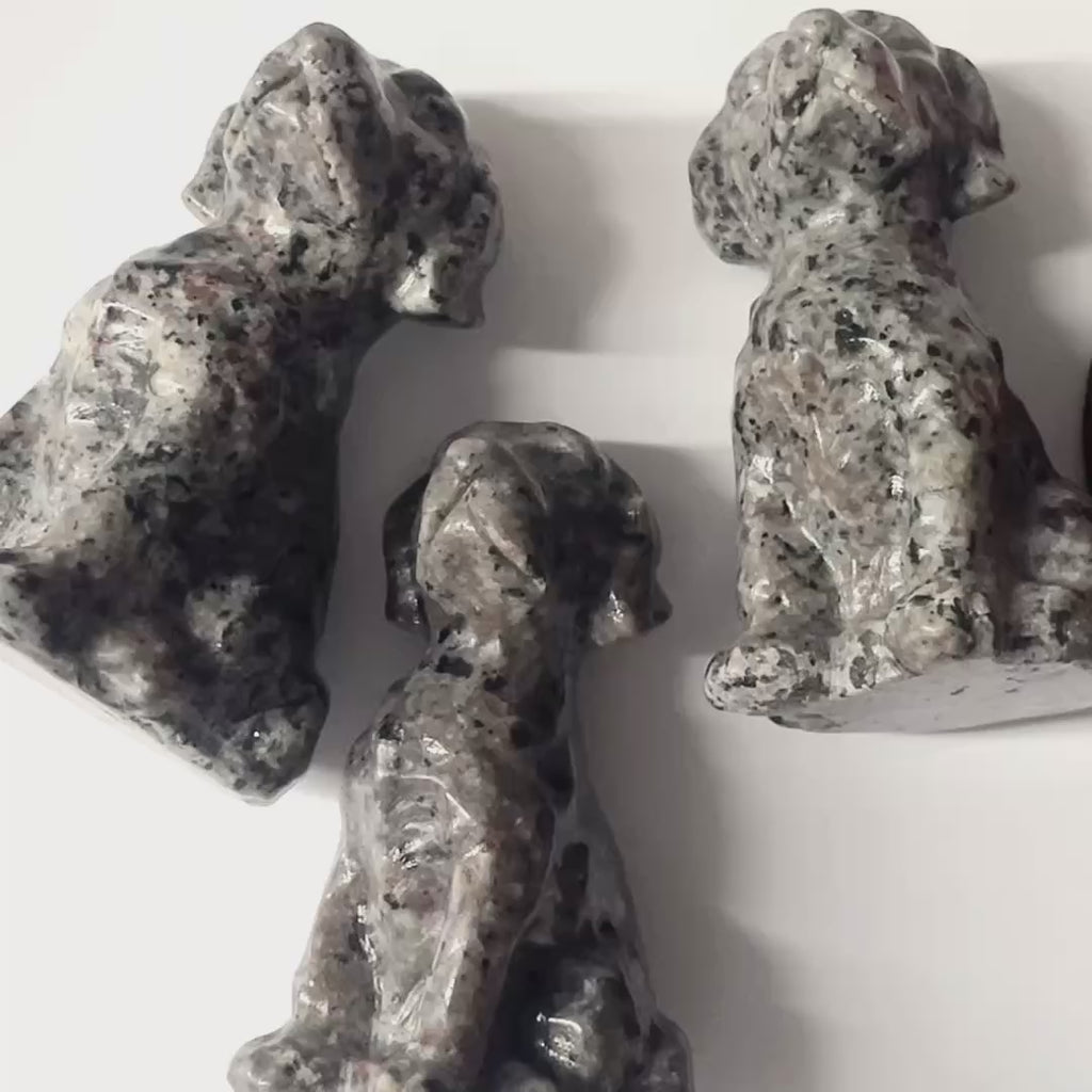 4.3inch hand carved UV-reactive yooperlite dog crystal carving-C019