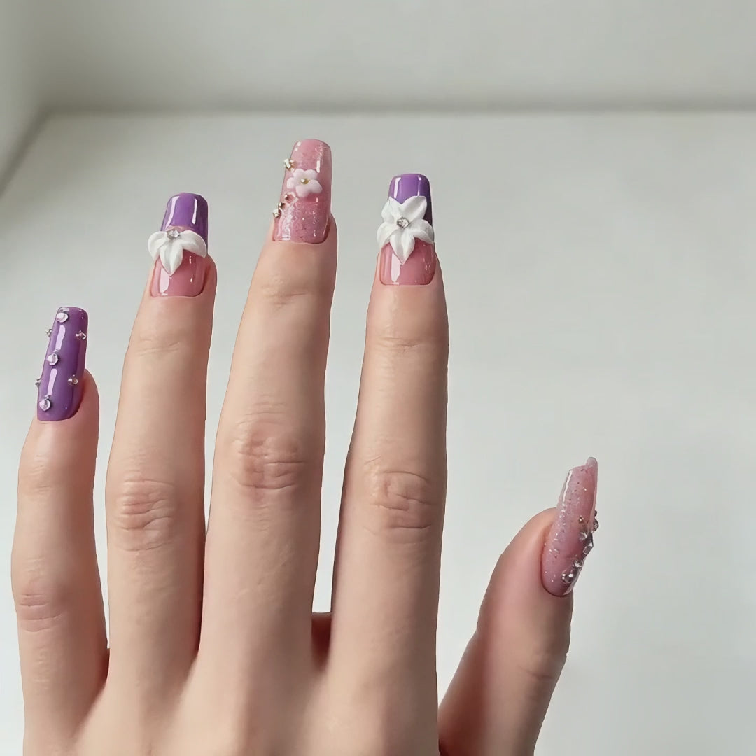 Handmade purple french tip 3D flower press on nails medium coffin rhinestone nude set set-Soft Violet A086