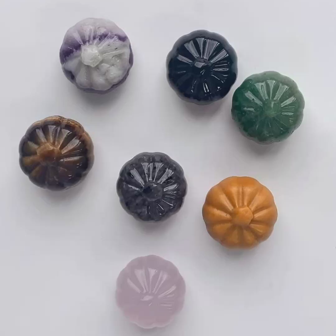Multi-material handmade baozi crystal carving-C046